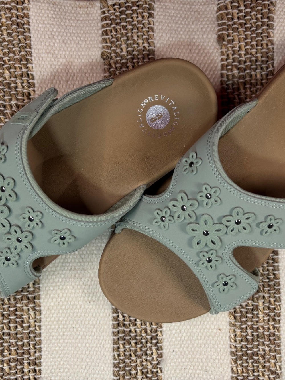 Revitalign Slide Sandals - 9W - Sage Green - Fully Adjustable